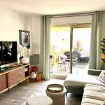 Le Meissonnier Bright With Terrace Apartmán *